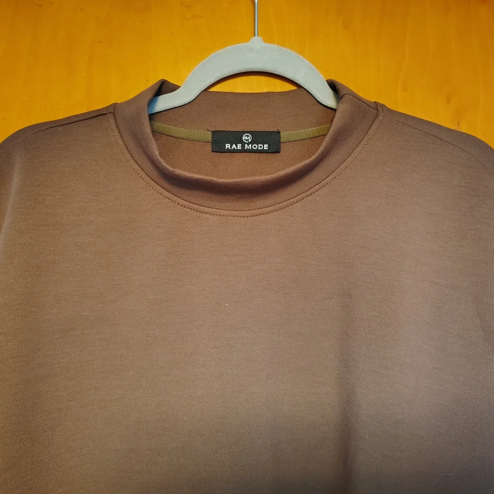 Brown Sweatshirt and Joggers Set - Picture 5 of 8